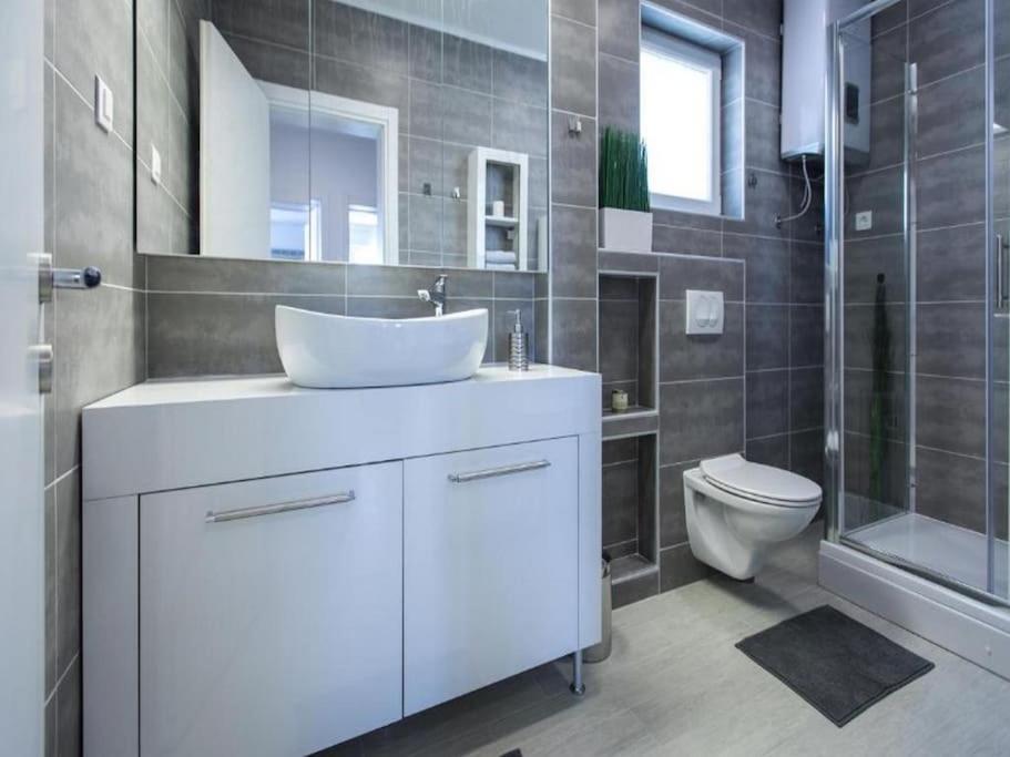 Bleu Villa - Three Bedroom Villa With Balcony And City View Ragusa Esterno foto